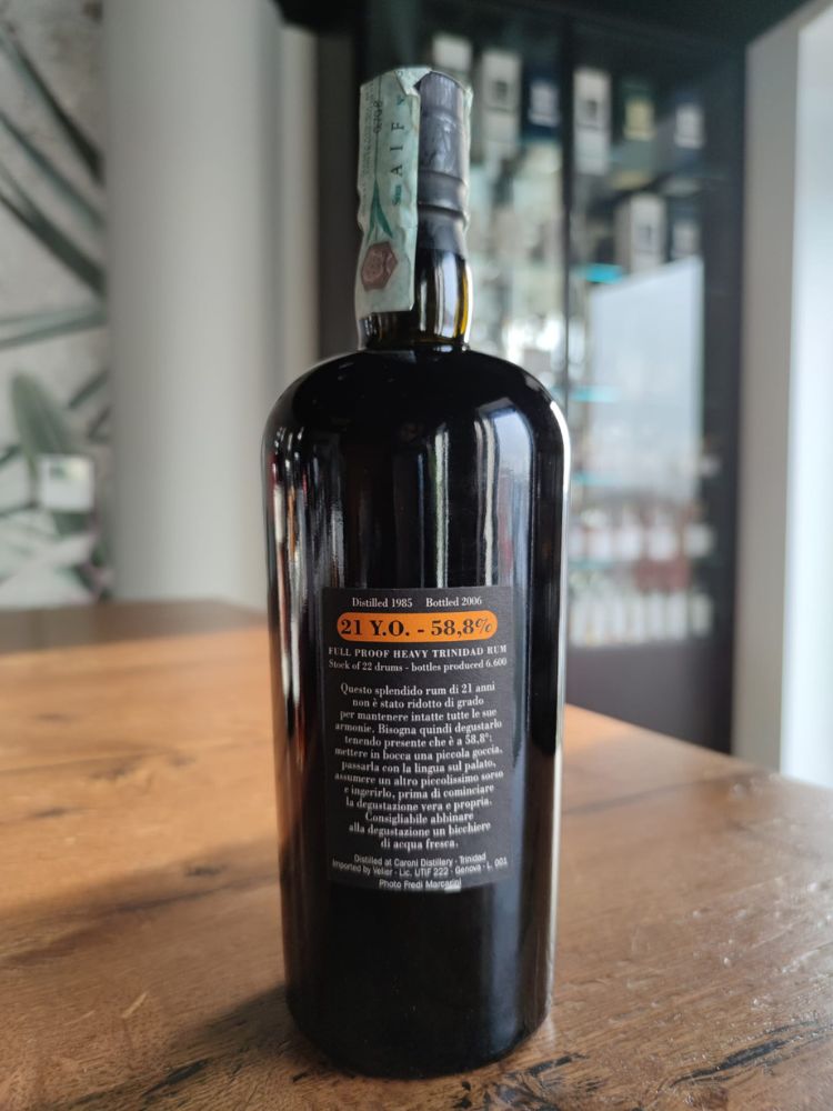 Caroni 1985/2006 21yo 58,8% Velier (no box)