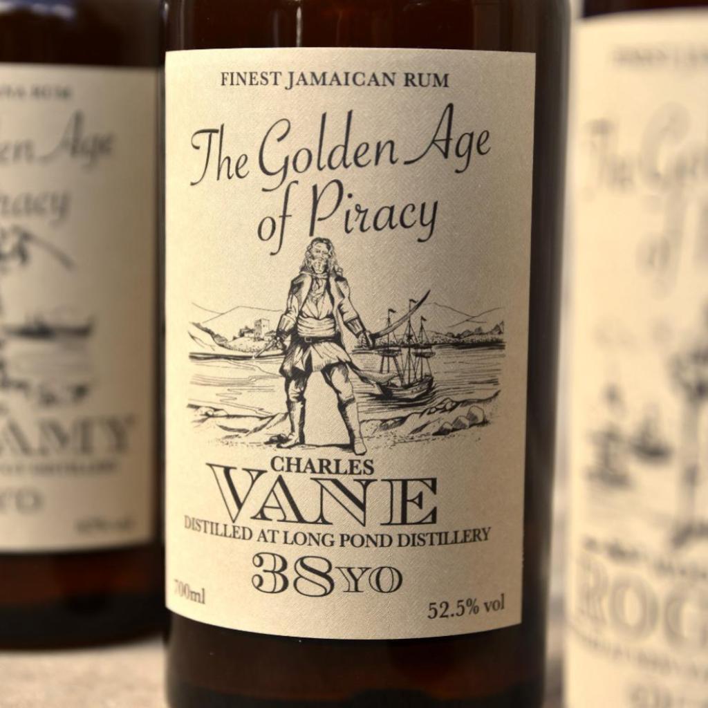 Long Pond 1983/2022 38YO 52.5% Vane The Golden Age of Piracy by Distilia