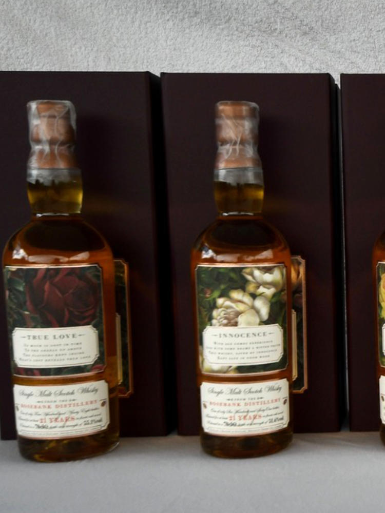 Rosebank 21 Year Old set of 7 bottles The Roses Edition