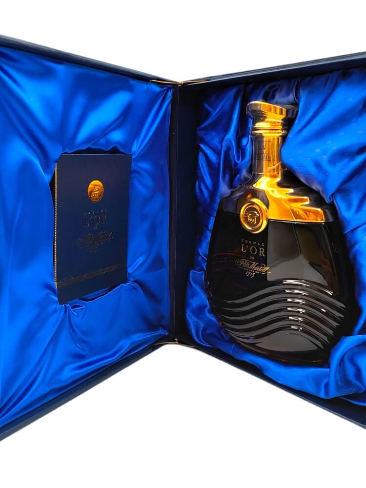 L'OR de Martell cognac 24 Carat Gold 40% in box