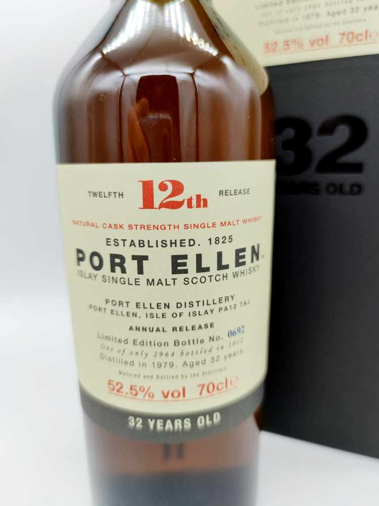 Port Ellen 1979/2012 32yo 52,5% Single Malt